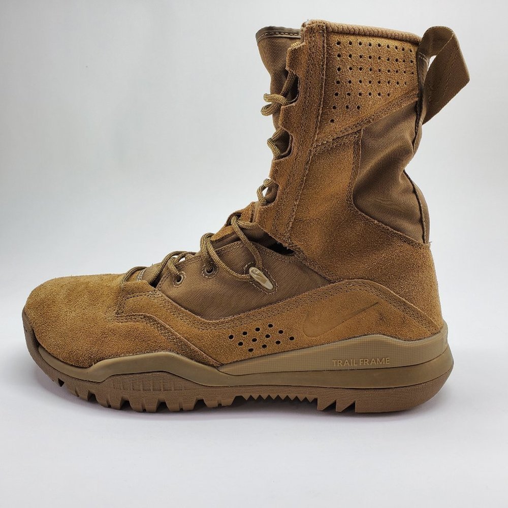 NEW Nike SFB Field 2 - 8" Brown Military Boots